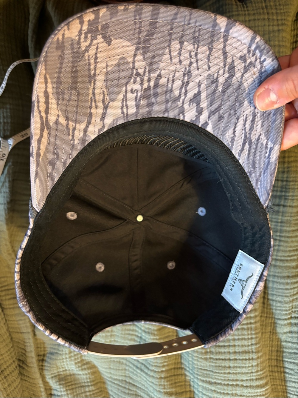 Southern string hat - Picture 3 of 3